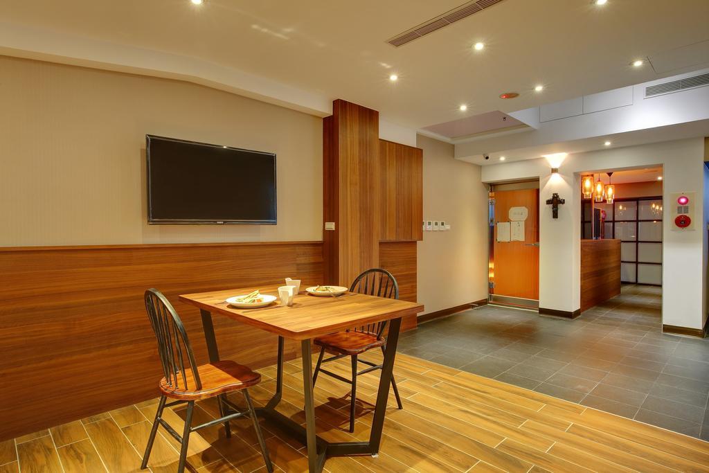 Bayman Hotel Taipei Exterior photo