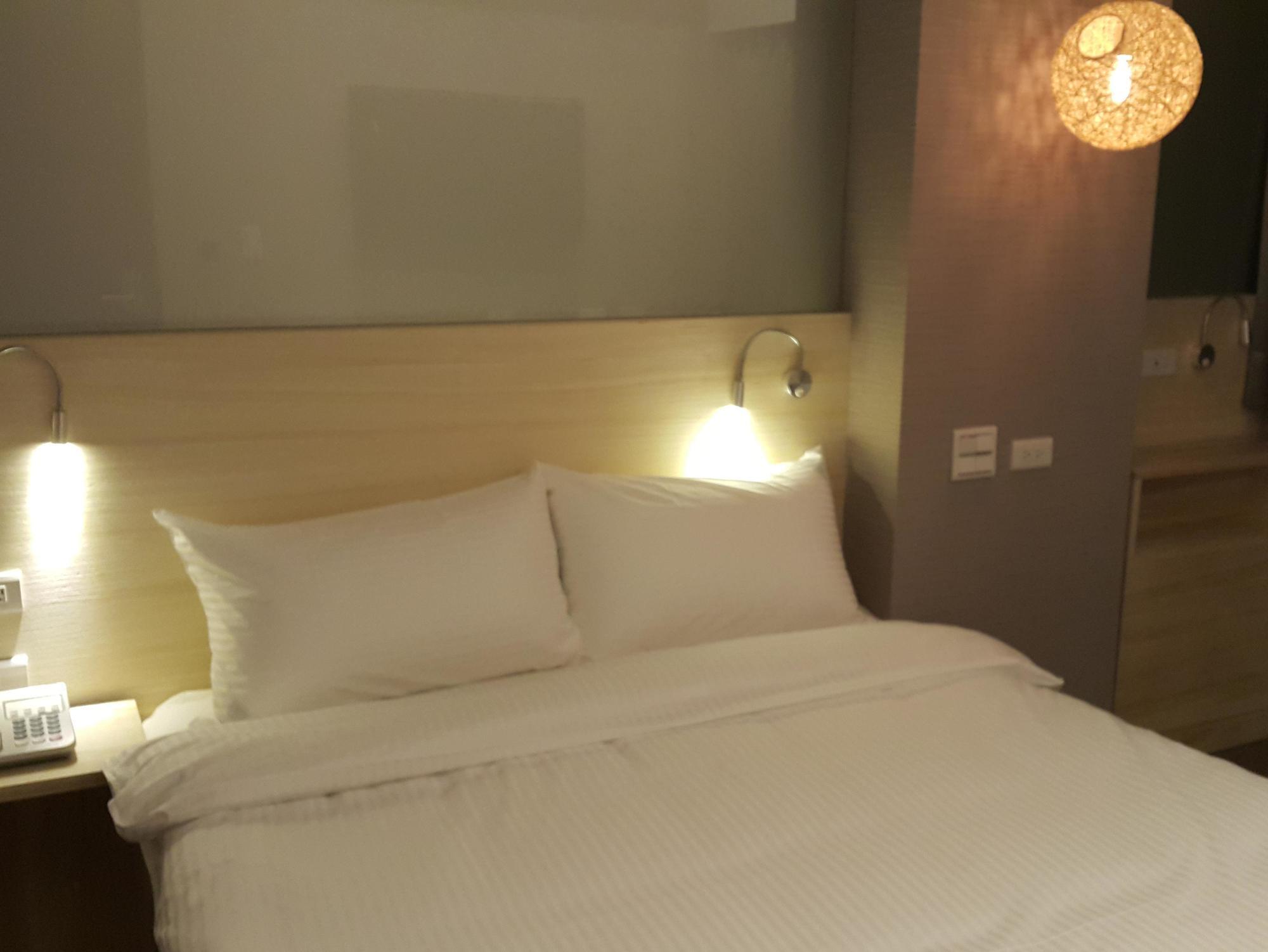 Bayman Hotel Taipei Exterior photo