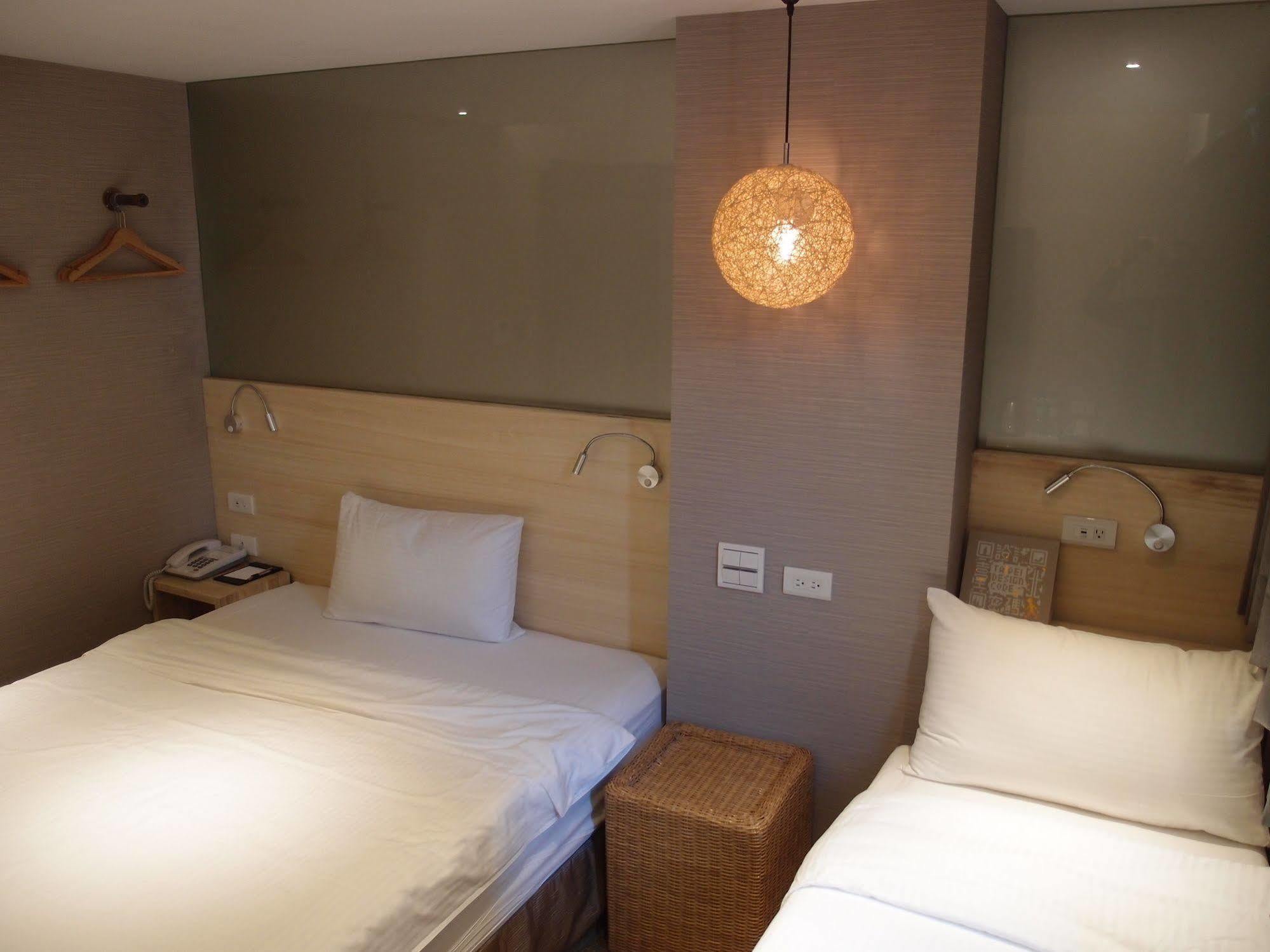 Bayman Hotel Taipei Exterior photo