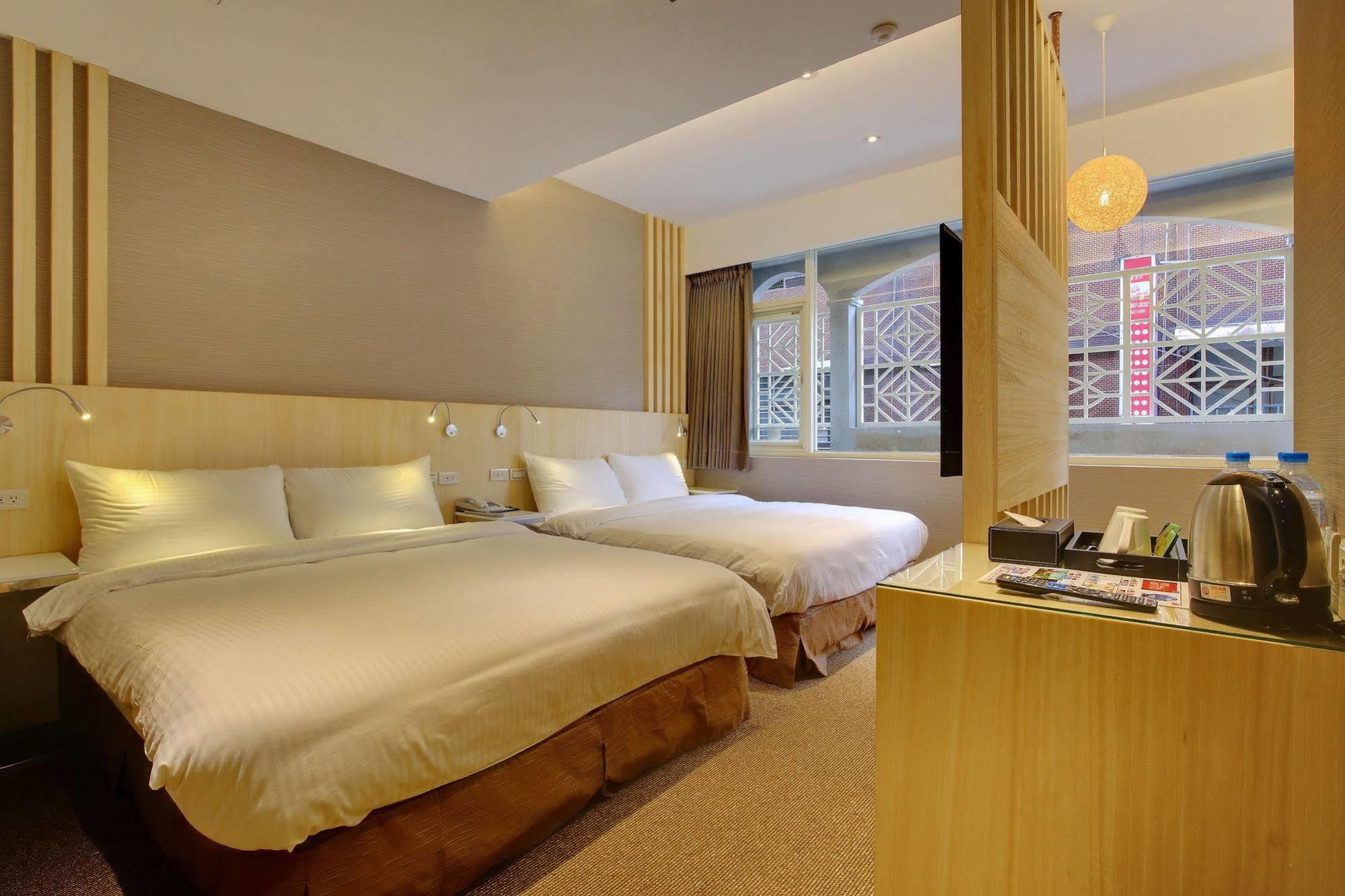 Bayman Hotel Taipei Exterior photo